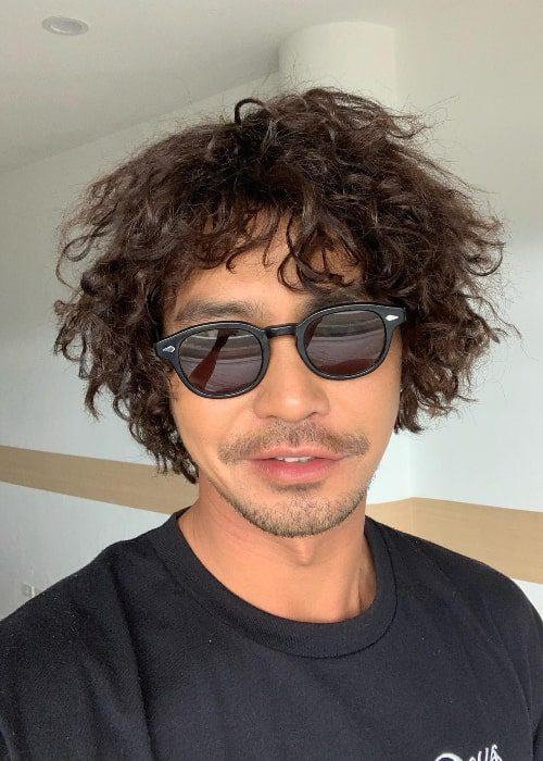 zanjoe-marudo-as-seen-while-taking-a-selfie-in-baguio-philippines-in-november-2021 Zanjoe Marudo as seen while taking a selfie in Baguio, Philippines in November 2021